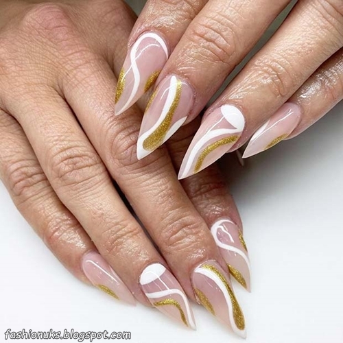 23 Cute White and Gold Nail Art Ideas To Try in 2026