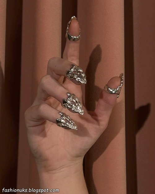23 Stunning Silver Nail Designs to Try in 2025