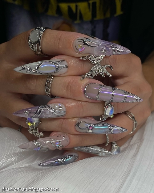 23 Classy and Cute Short Stiletto Nails You’ll Love in 2025