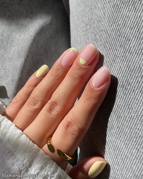 23 Oval Nail Designs That Are Trending in 2025