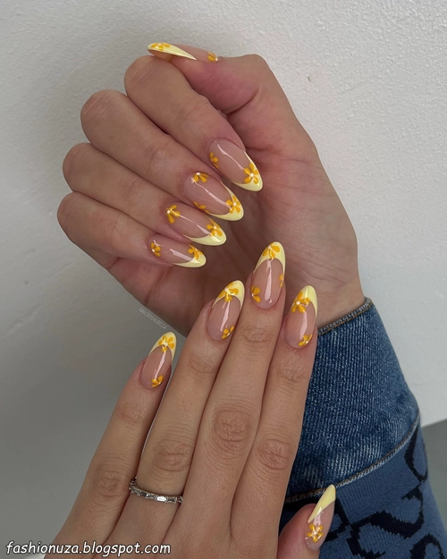 23 Yellow Nail Ideas 2025 That Are Perfect to Copy Now
