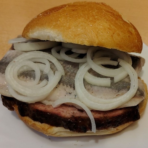 [Bild: uvm55gj9.jpg]