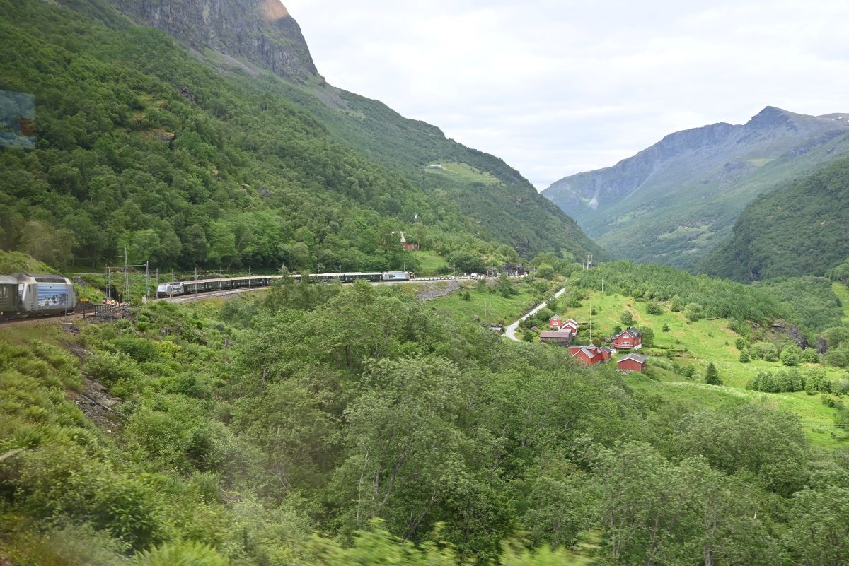 https://s1.directupload.eu/images/260802/9koni4bq.jpg