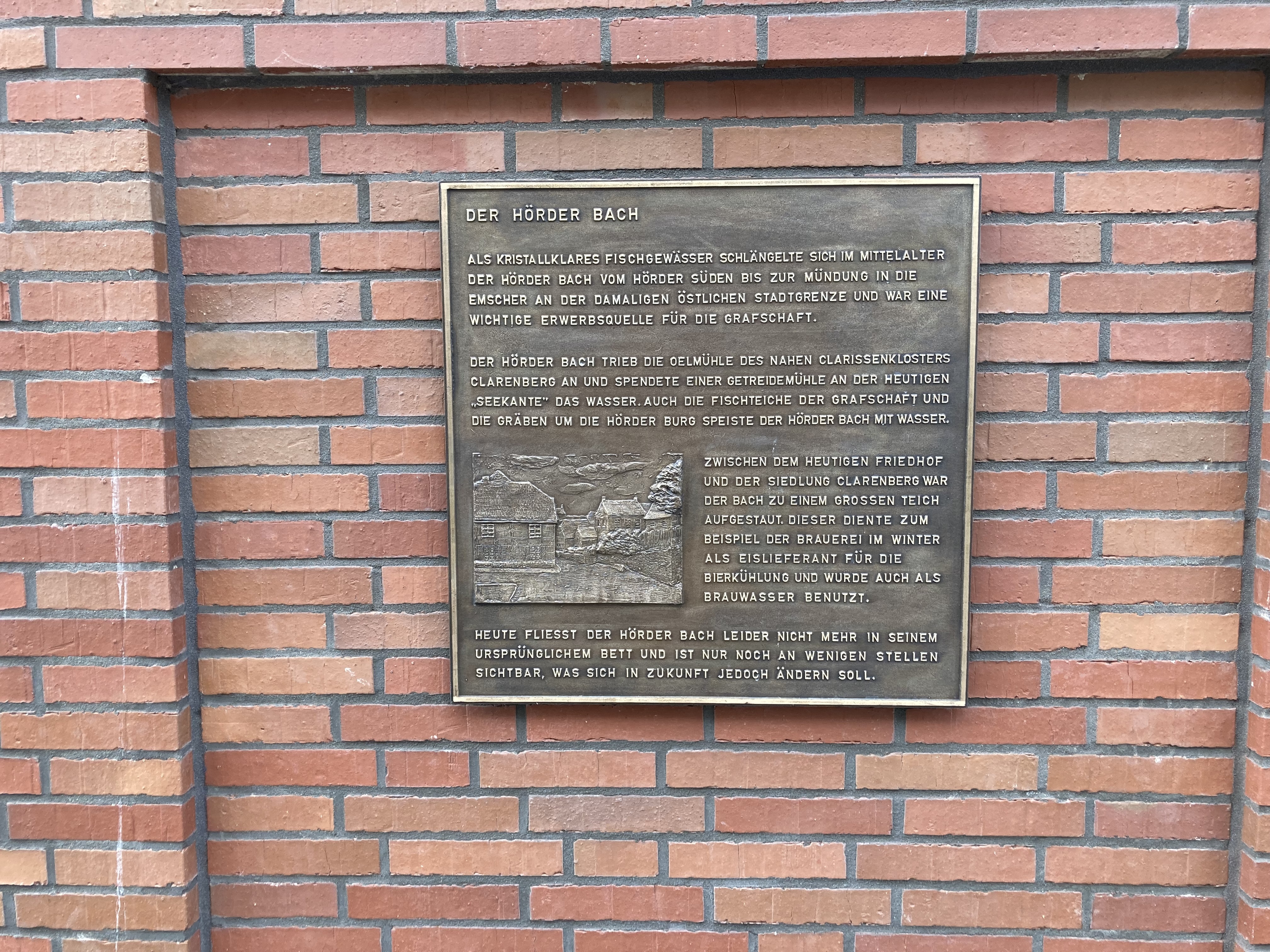 Bild: https://s1.directupload.eu/images/user/250506/jrvtryw5.jpg