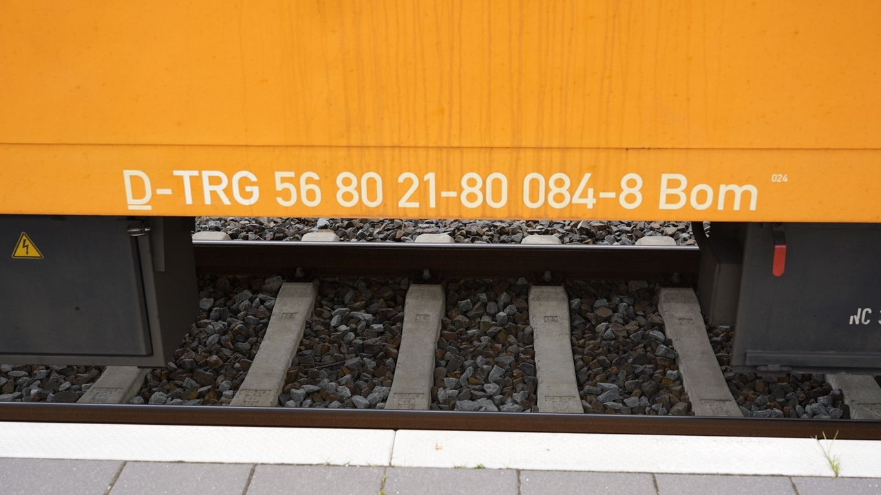https://s1.directupload.eu/images/user/250611/mhk5yx2i.jpg