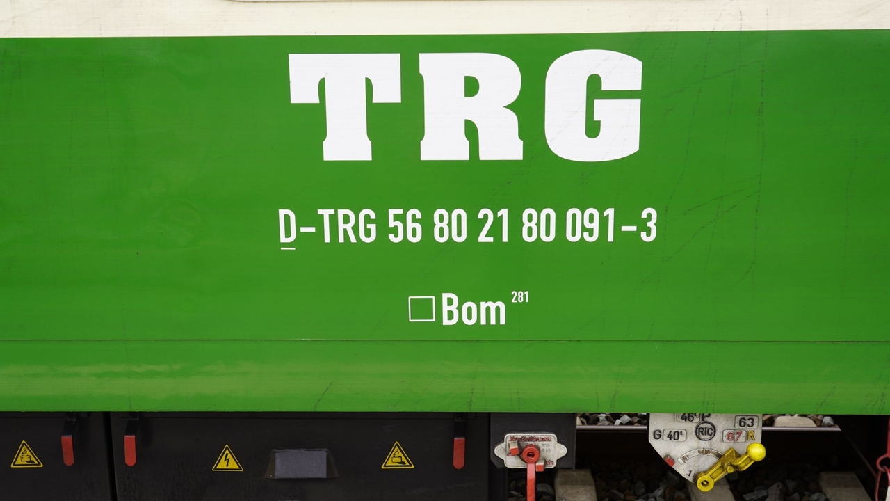 https://s1.directupload.eu/images/user/250611/vw4h4qou.jpg
