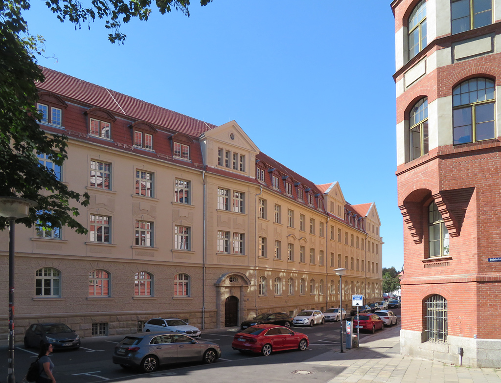 eiibusjp.jpg