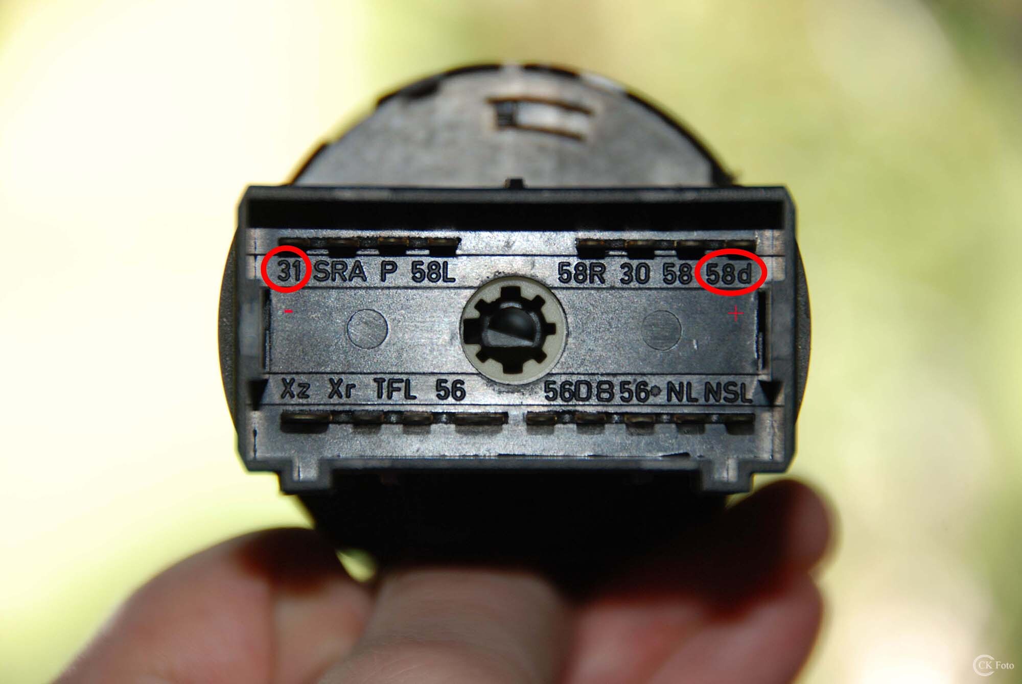 zehxc9k2.jpg