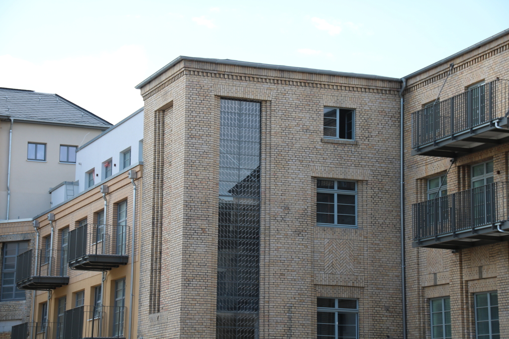 ulst5d95.jpg
