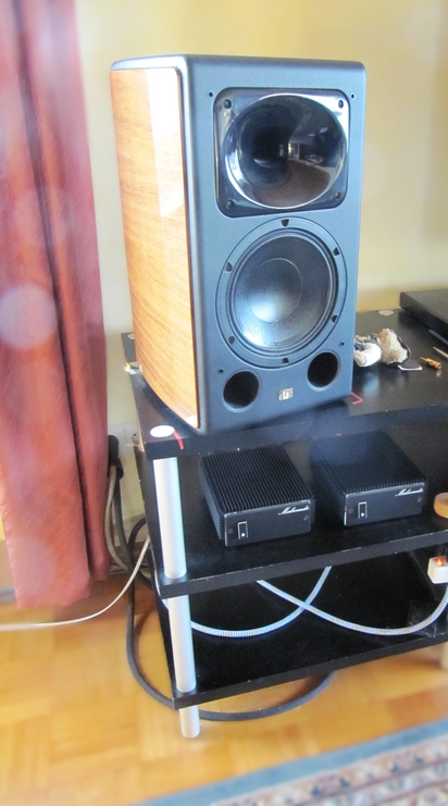 [Bild: srpchayz.jpg]