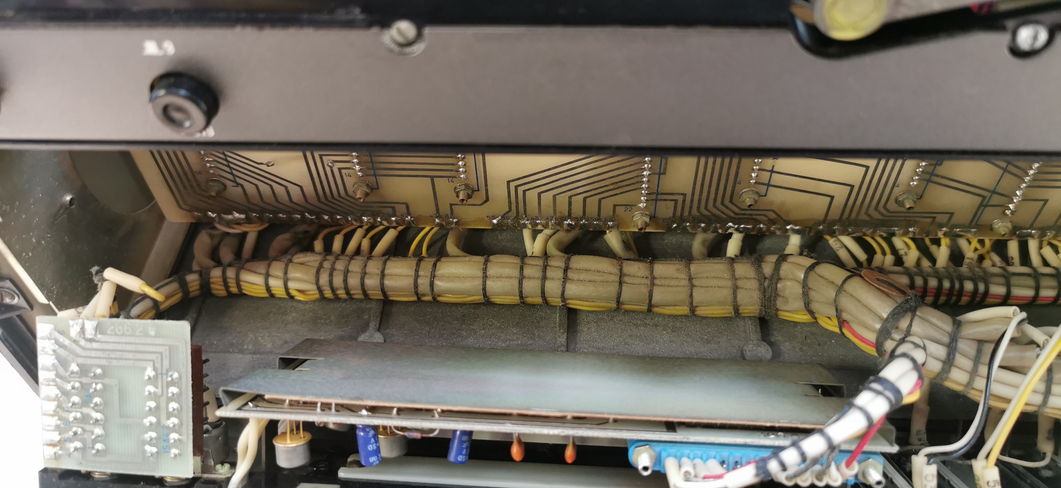 [Bild: r9veasrc.jpg]