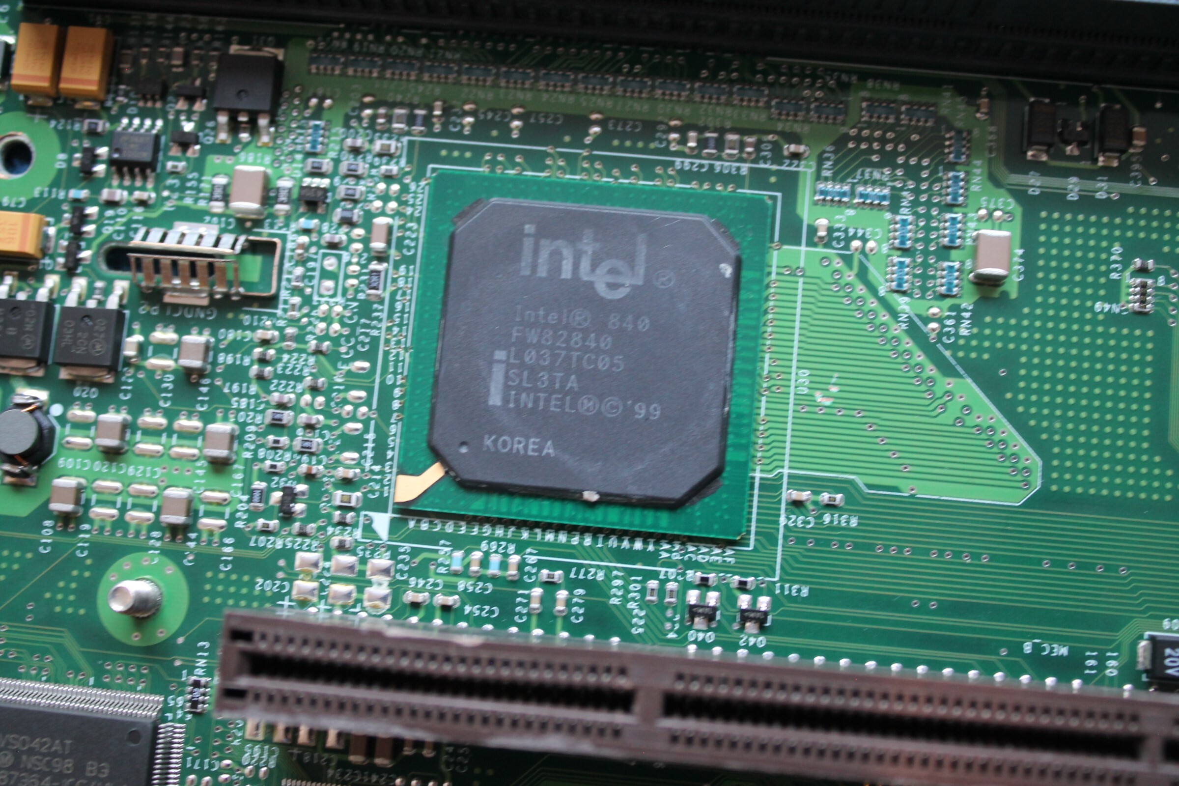 zeu3ps64.jpg